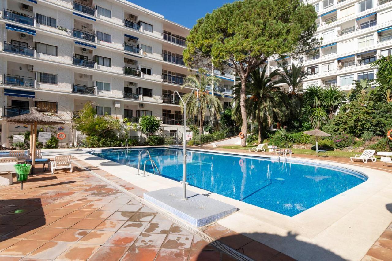 Skol Sea Views Apartments Марбелья Екстер'єр фото