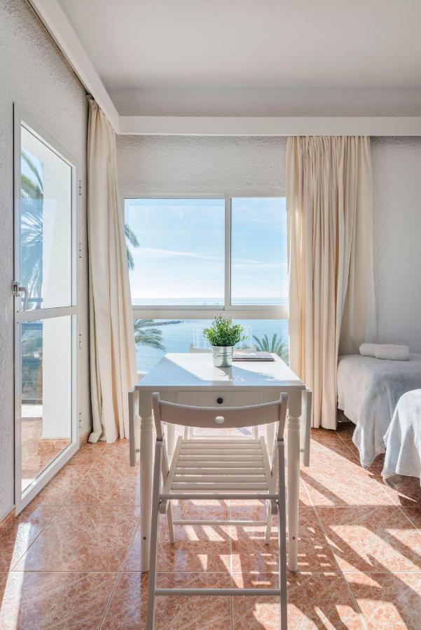 Skol Sea Views Apartments Марбелья Екстер'єр фото